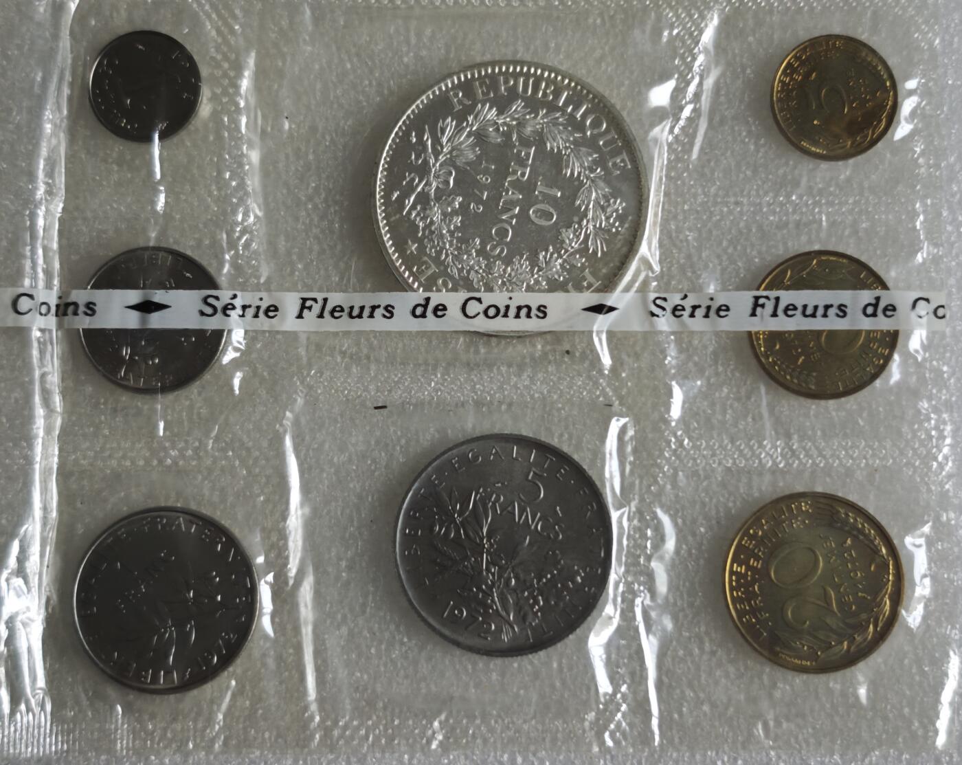 瓶子🏺第227期拍卖会  1972年法国7枚套  原盒  大力神10法郎为银币  25克  25×0.9×27=607.5