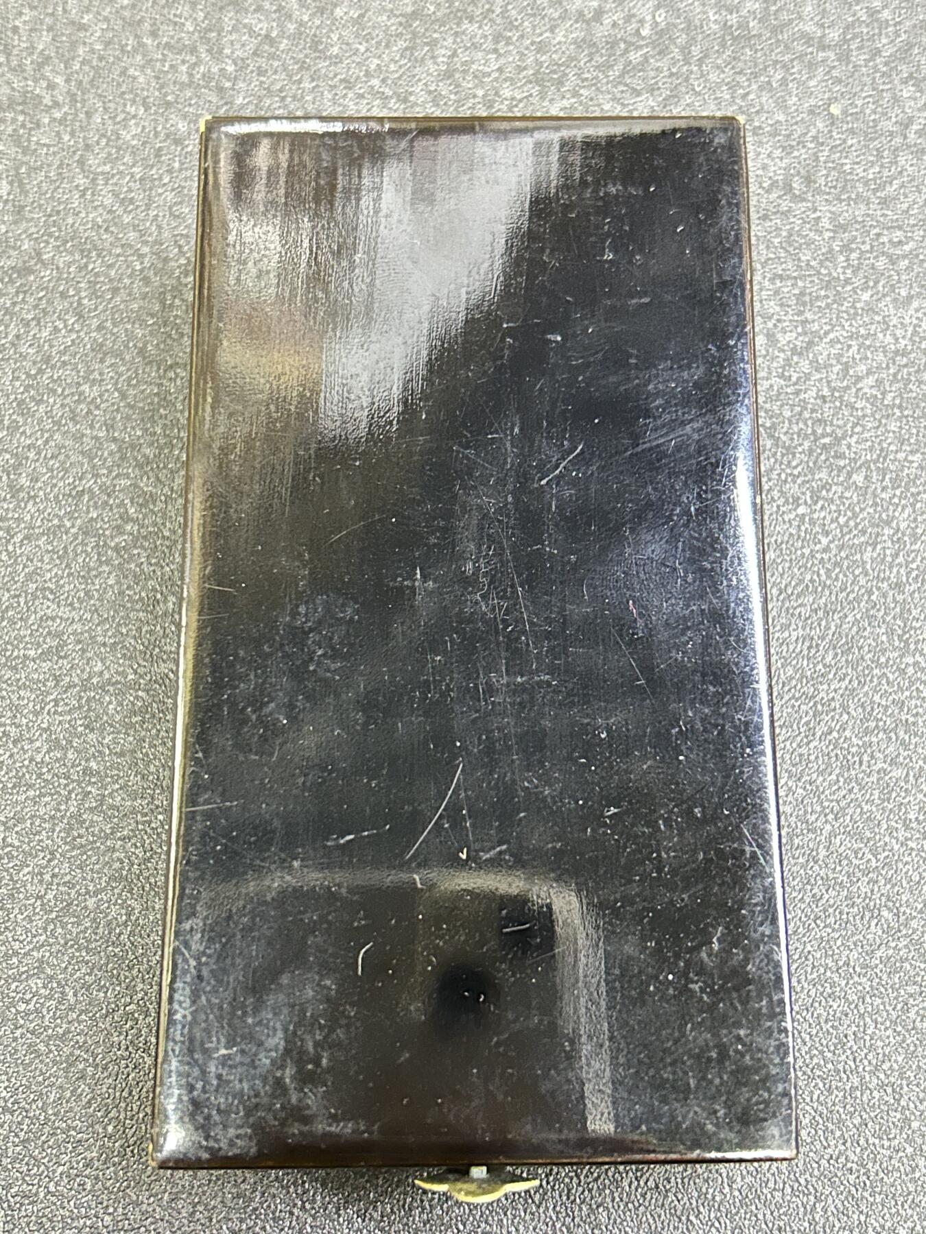 西秦中古拍卖第七十四期 不忘历史 抗战收藏 伪蒙古联合自治政府肇建功劳章 银制 带原盒