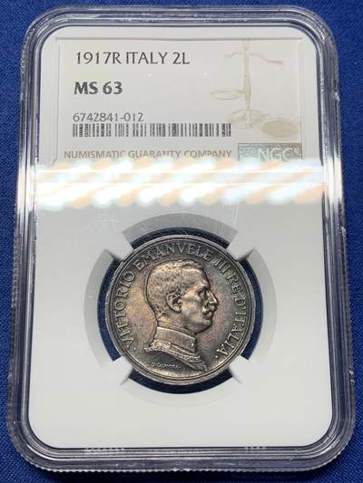 《竞宝斋》第462场 周日，周一，2场连拍 （全场包邮）欢迎送拍 - NGC MS63 意大利1917年马车2里拉 特年，均匀醇厚包浆，带孔雀彩，极美