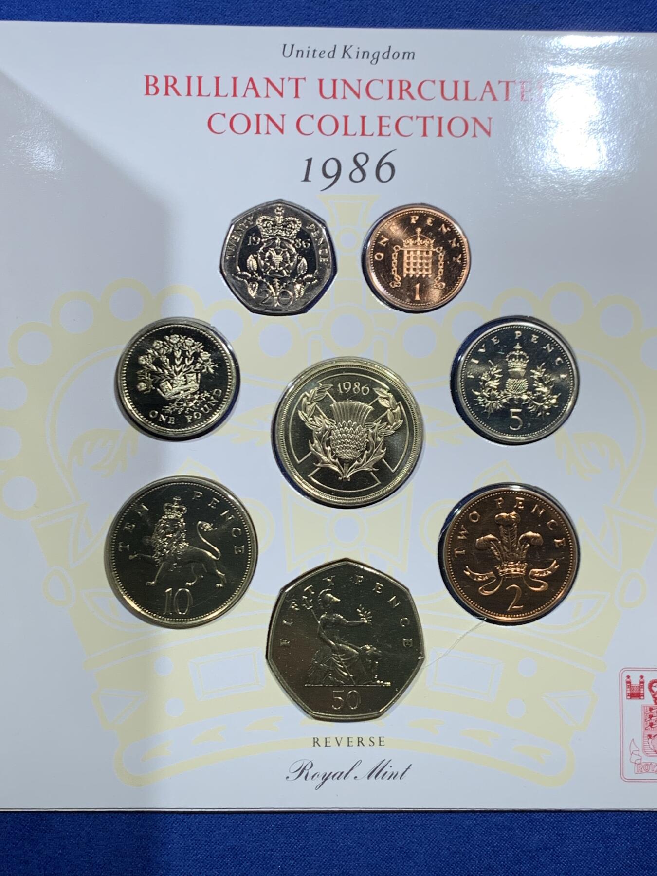 《竞宝斋》第462场 周日，周一，2场连拍 （全场包邮）欢迎送拍 英国1986年套币，1枚2英镑爱丁堡运动会纪念币，1枚1英镑北爱尔兰亚麻纪念币，8枚币，册证齐全，品相精美