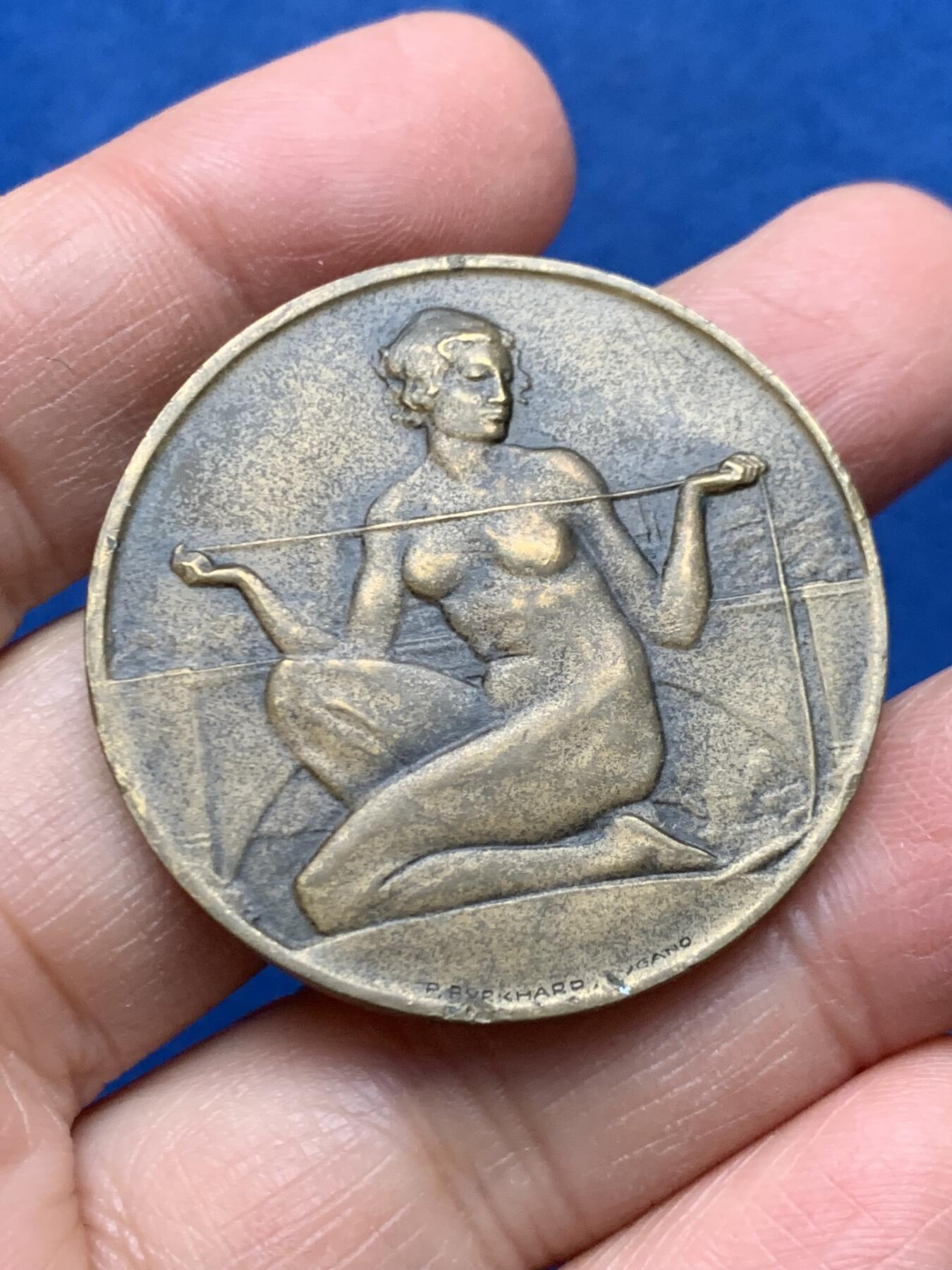 《竞宝斋》第462场 周日，周一，2场连拍 （全场包邮）欢迎送拍 瑞士伯尔尼洛林桥建成纪念章 由彼得·布尔哈德设计制作 27.4克 39.7mm