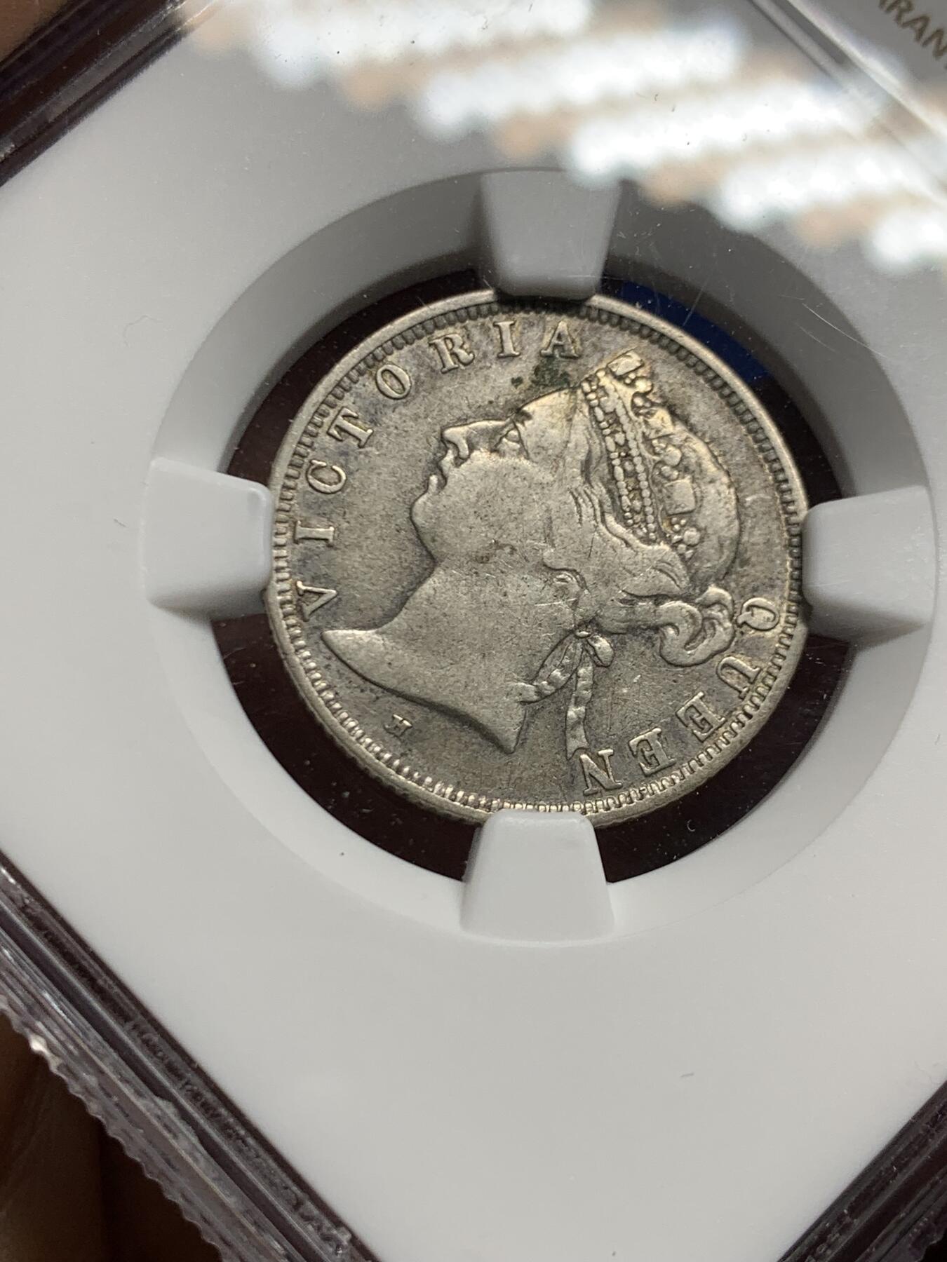 《竞宝斋》第462场 周日，周一，2场连拍 （全场包邮）欢迎送拍 NGC VF30 香港 1890H年 维多利亚 贰毫 银币，人像清晰，不错的收藏