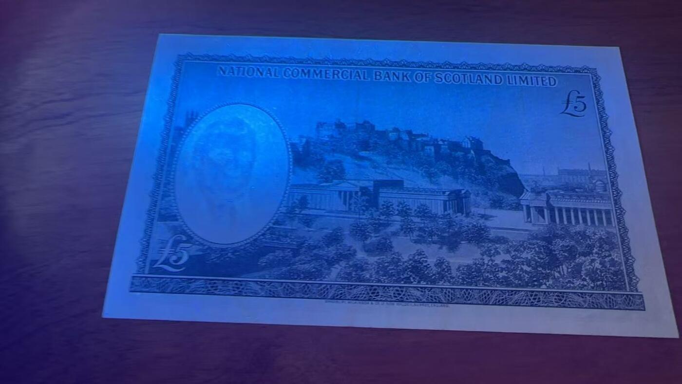 徐霞客拍卖首拍