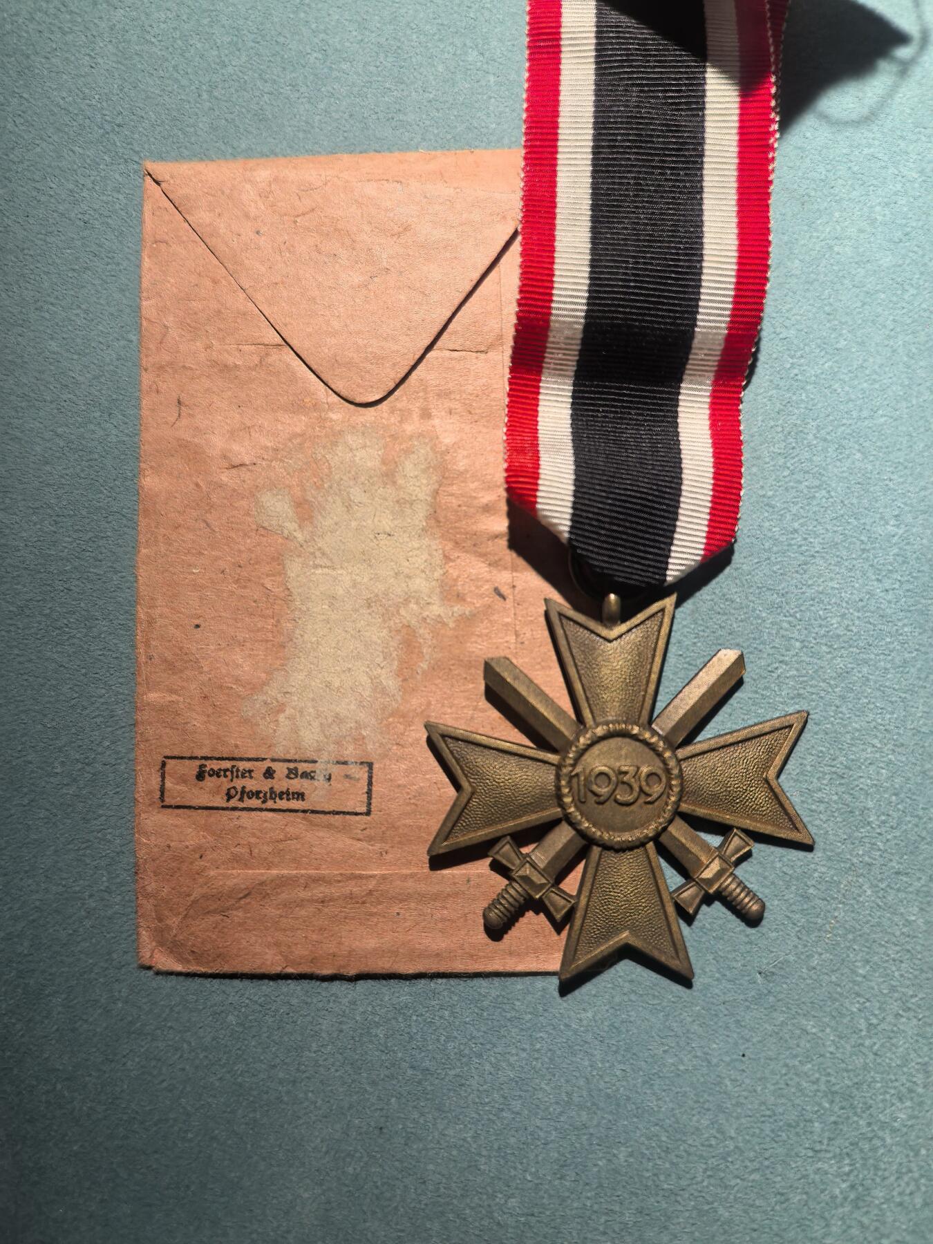 盛世勋华——号角文化勋章邮票专场拍卖第302期 德国（1939）二级佩剑战功十字勋章 铜质 带原纸袋厂标