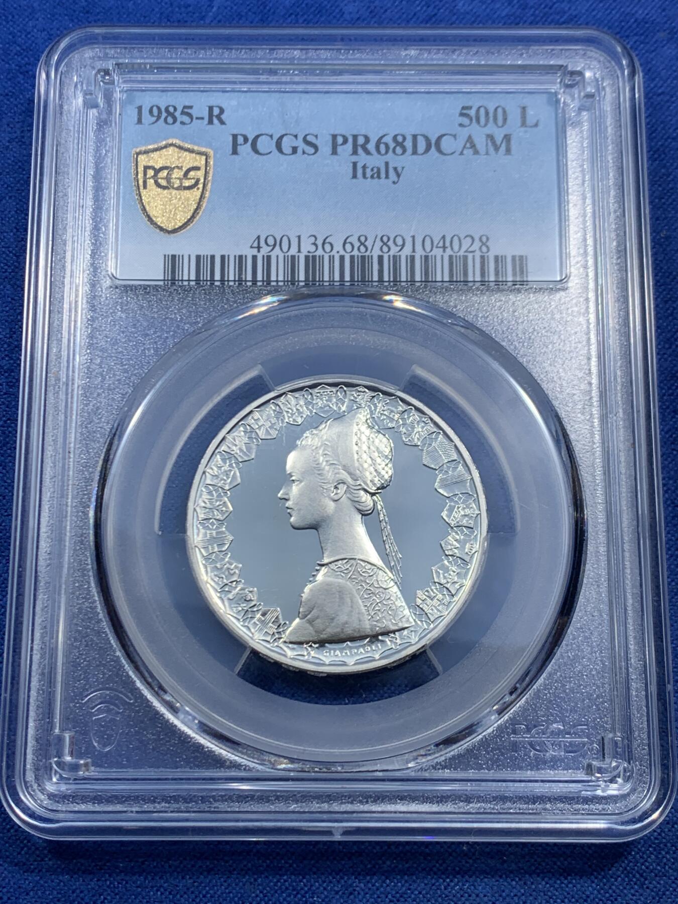 《竞宝斋》第462场 周日，周一，2场连拍 （全场包邮）欢迎送拍 亚军分 PCGS PR68DCAM 意大利 1985年 帆船少女 精制500里拉银币 首年发行的精制 镜面光十足