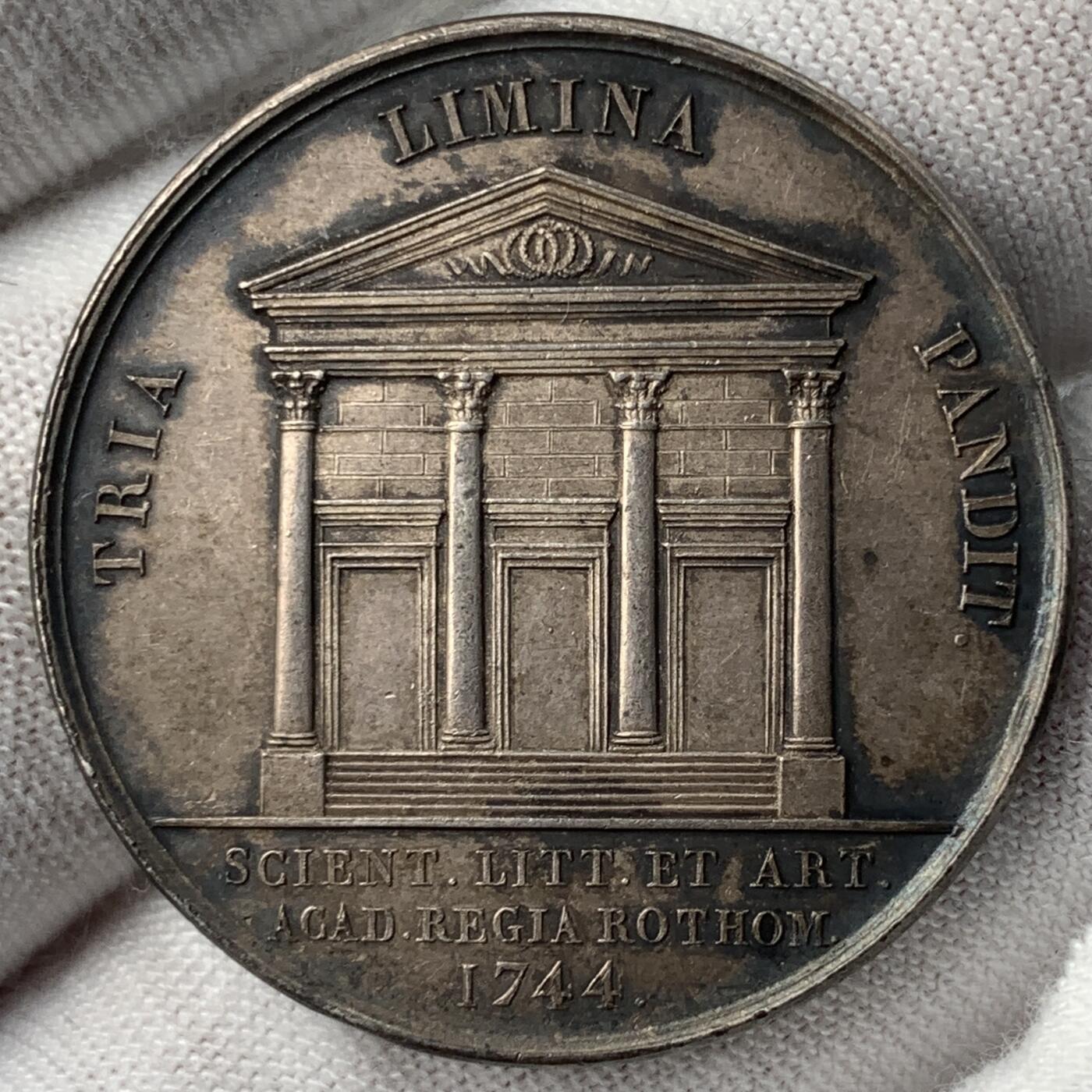 掌中浮雕-藏着的欧洲第051场 法国鲁昂皇家学院银章，32.7mm，15.72g