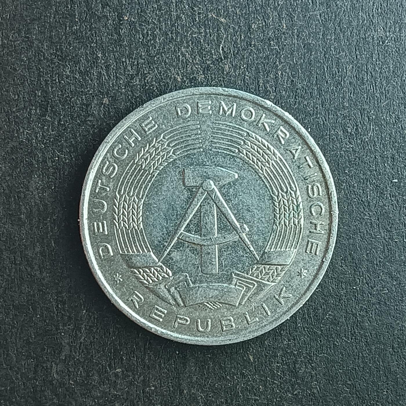 逸泉钱币2026第十五场世界钱币纪念币纸钞A883-1213A 1103东德民主德国10芬尼