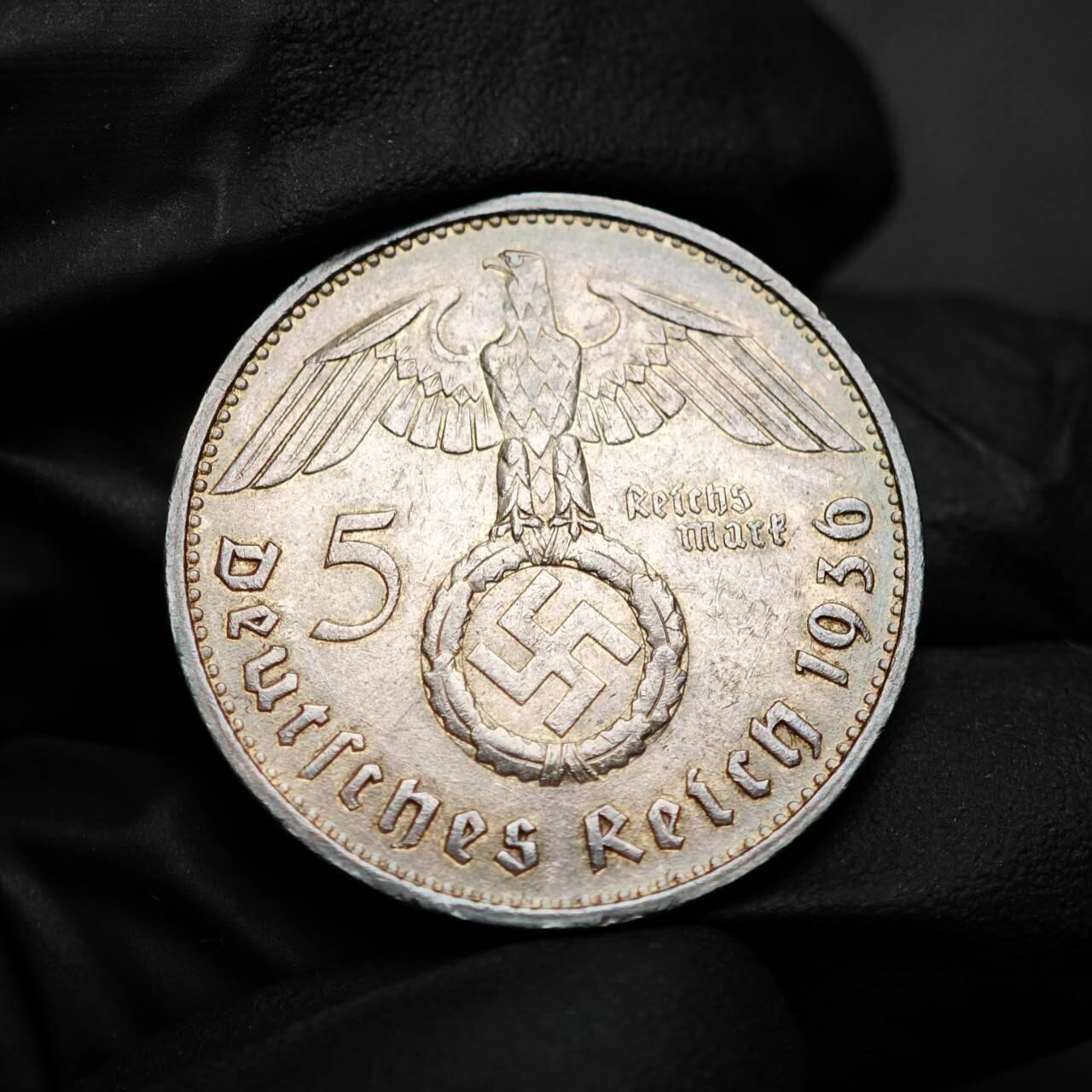 金瓯小拍第三期 古今币章 银价专场 德国兴登堡5马克银币1936年 重13.9克 底板带转光