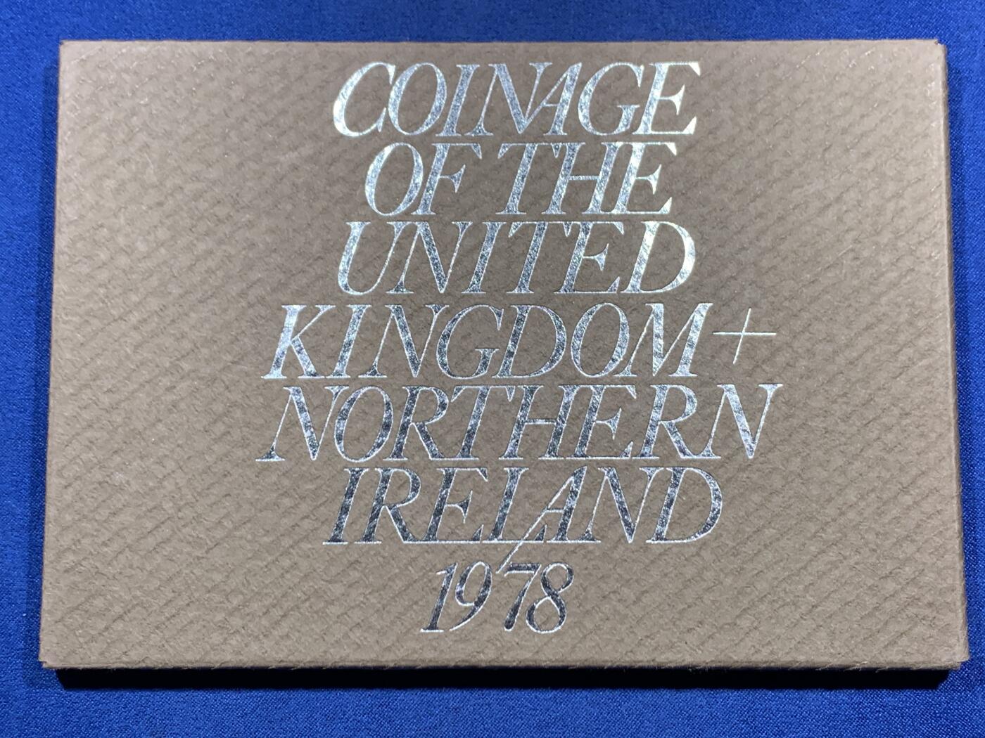 《竞宝斋》第462场 周日，周一，2场连拍 （全场包邮）欢迎送拍 英国1978年精制套币 礼品原装6枚币和1枚章