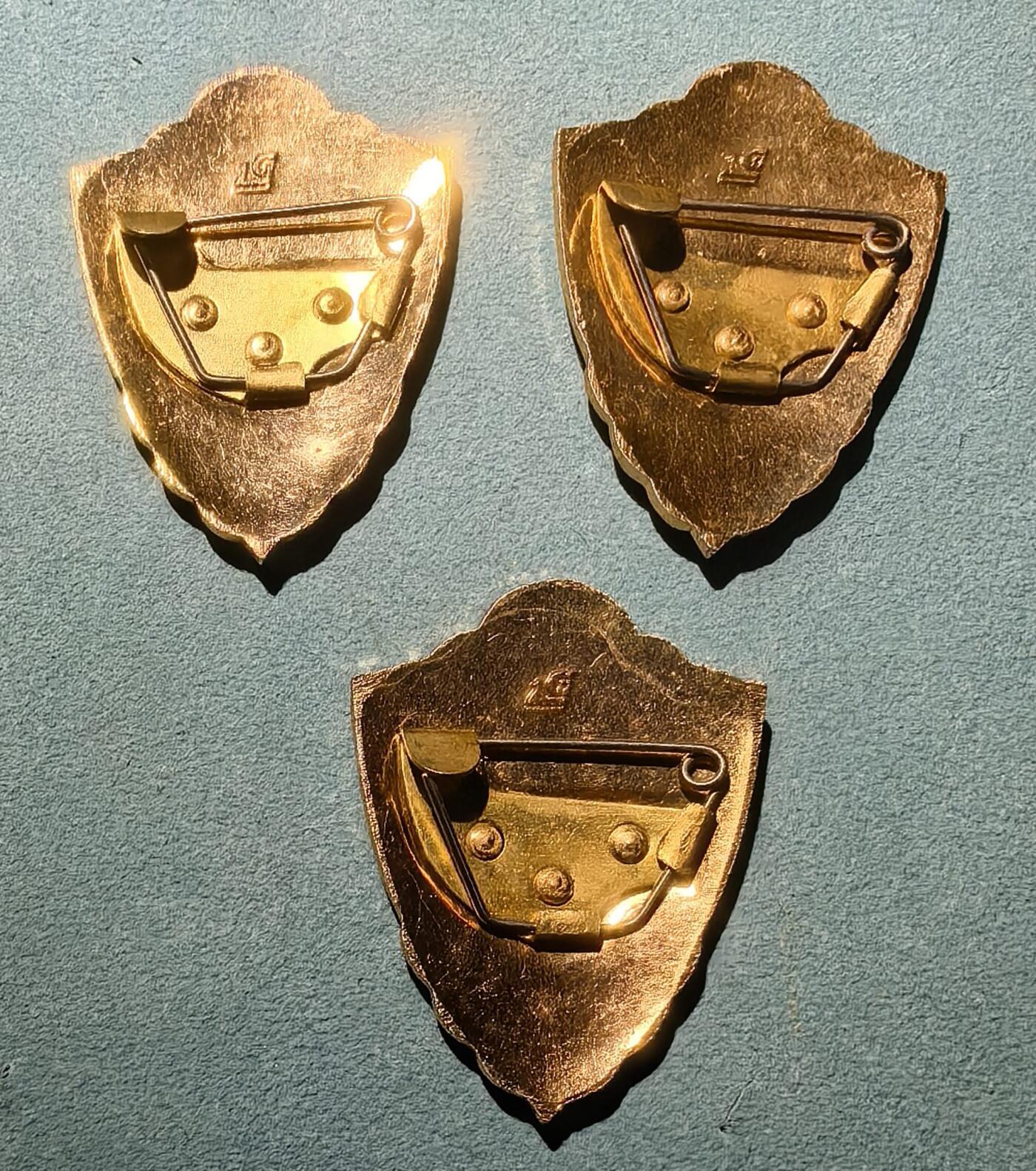 盛世勋华——号角文化勋章邮票专场拍卖第302期 苏联三级优秀士兵证章 带厂标 3枚