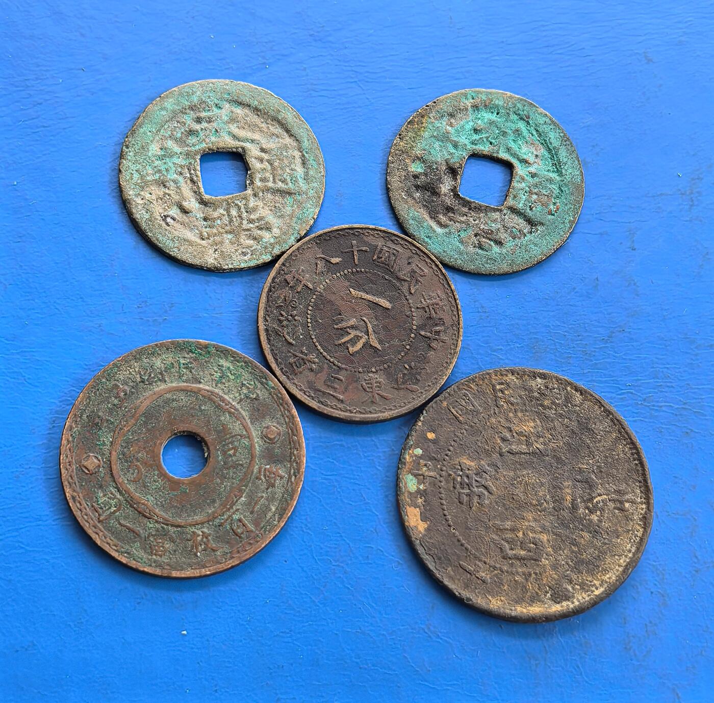 外国优质老铜币高银银币，周六九点倒数截拍，满百包邮，持续收拍 散币5枚