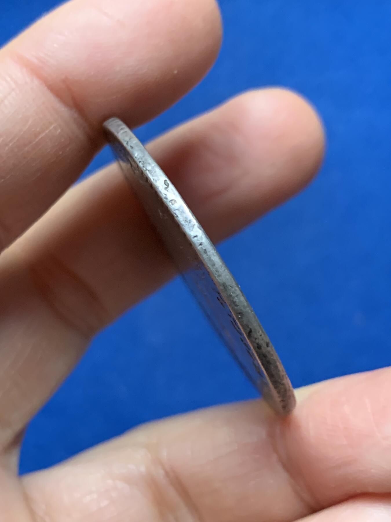 《竞宝斋》第462场 周日，周一，2场连拍 （全场包邮）欢迎送拍 法国1726年路易十五年轻头像1埃居大银币，Q版佩皮尼昂造币厂。