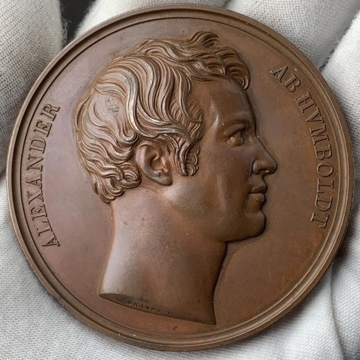 掌中浮雕-藏着的欧洲第051场 1828年普鲁士洪堡自然科学院铜章，63mm