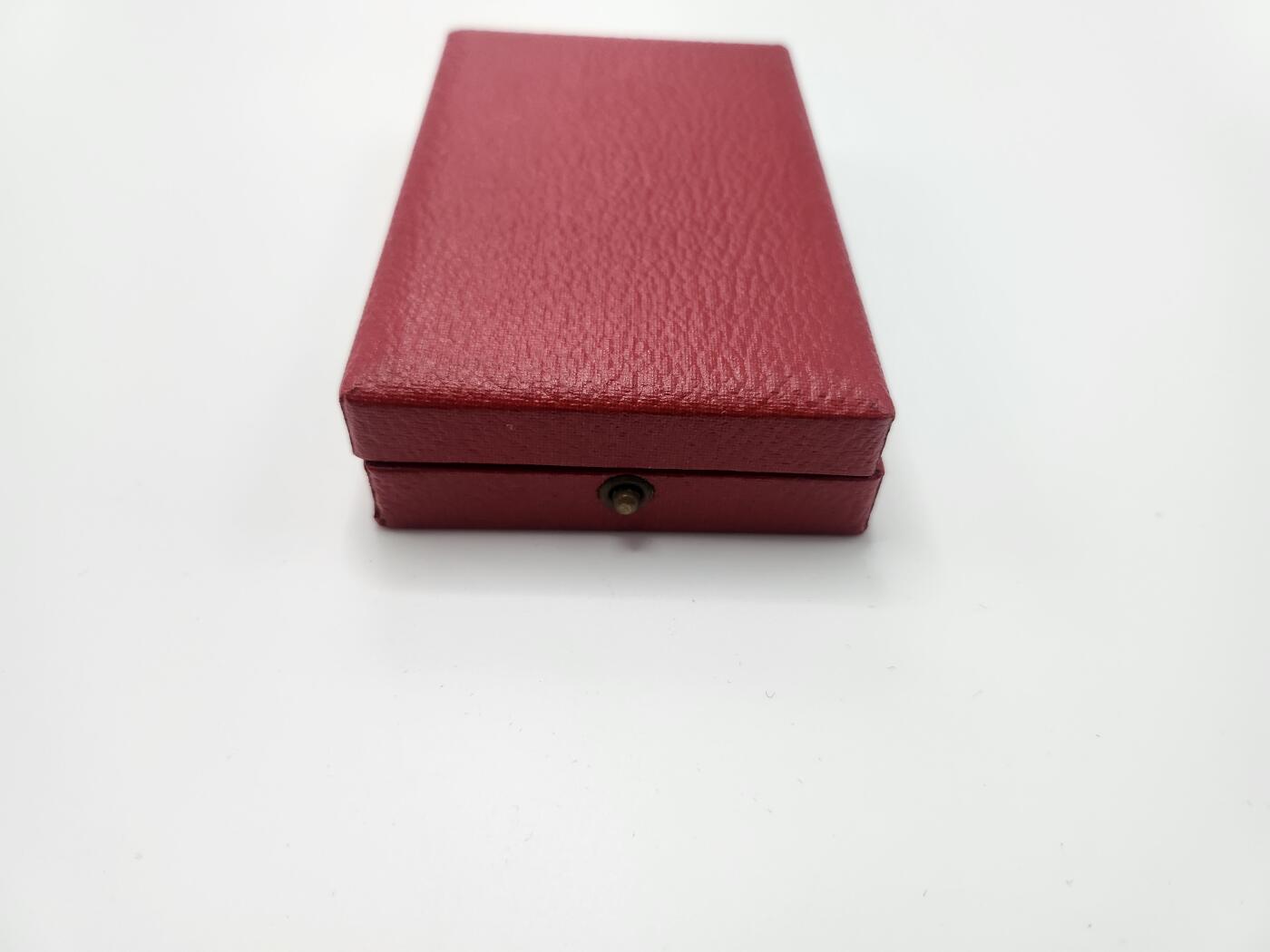 南水社首场拍卖 民主德国 DDR功勋服务奖章珐琅版（东德最高级别奖章）1959年6月4日设立 民主德国国家荣誉，盒略，章体均完好