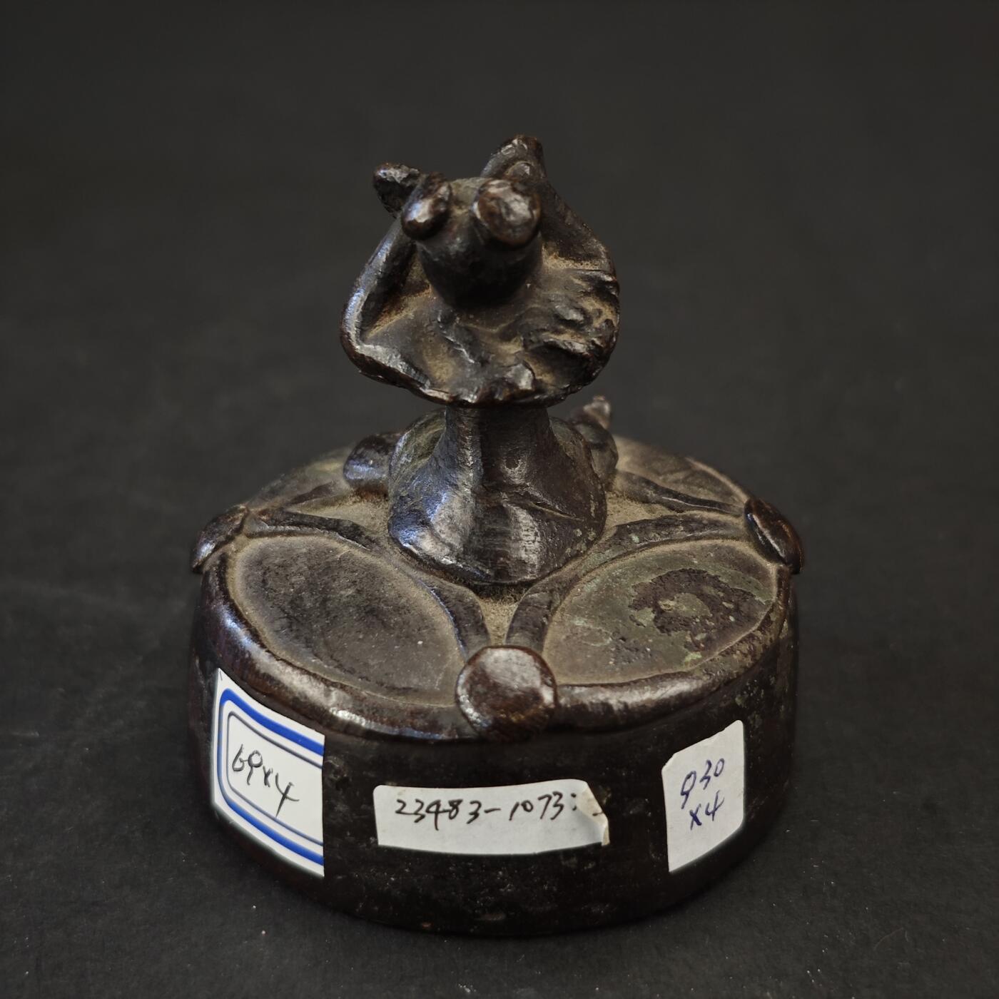 上海都达杂项专场九（全场包邮） 明 铜雕童子闲章1-282