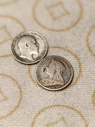 抚柳草堂-第十一期章牌钱币  奖章勋章限时免佣 满百包邮 放漏专场 - 1898 1902维多利亚 爱德华七世3便士银币两枚 流通好品 重2.6g