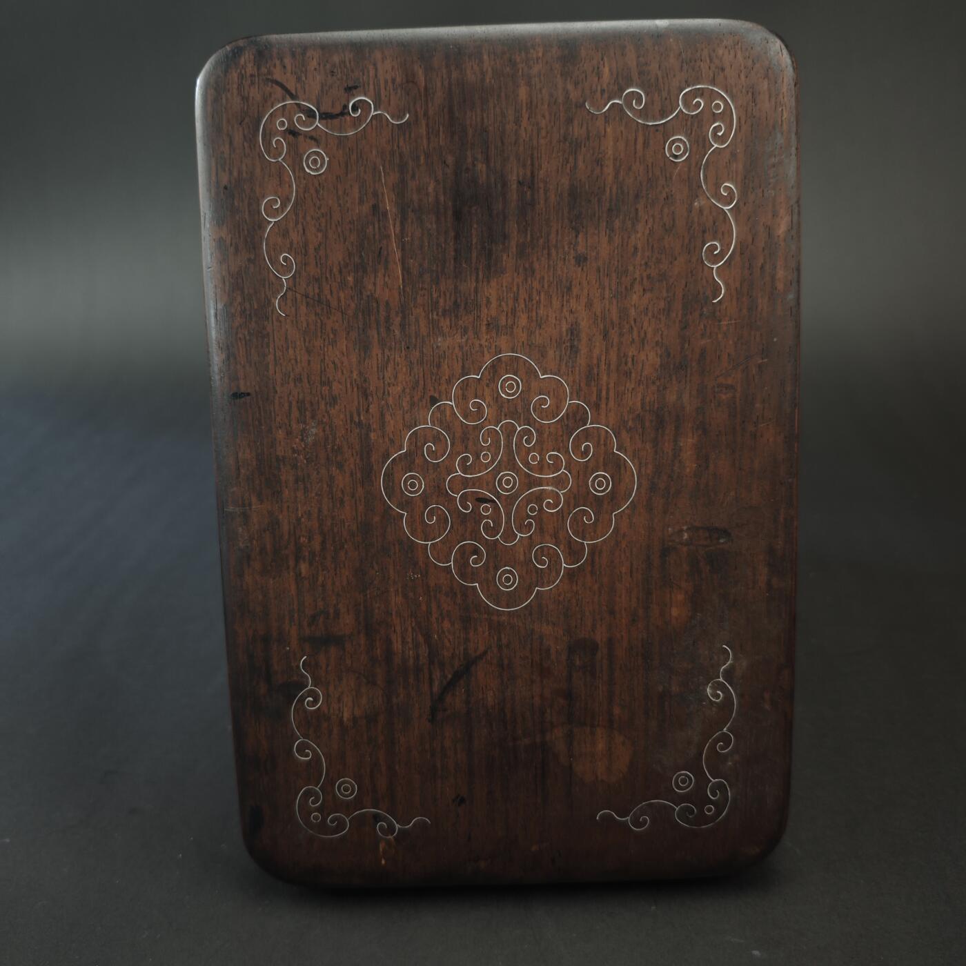 上海都达杂项专场九（全场包邮） 清 红木镶银丝砚盒1-310