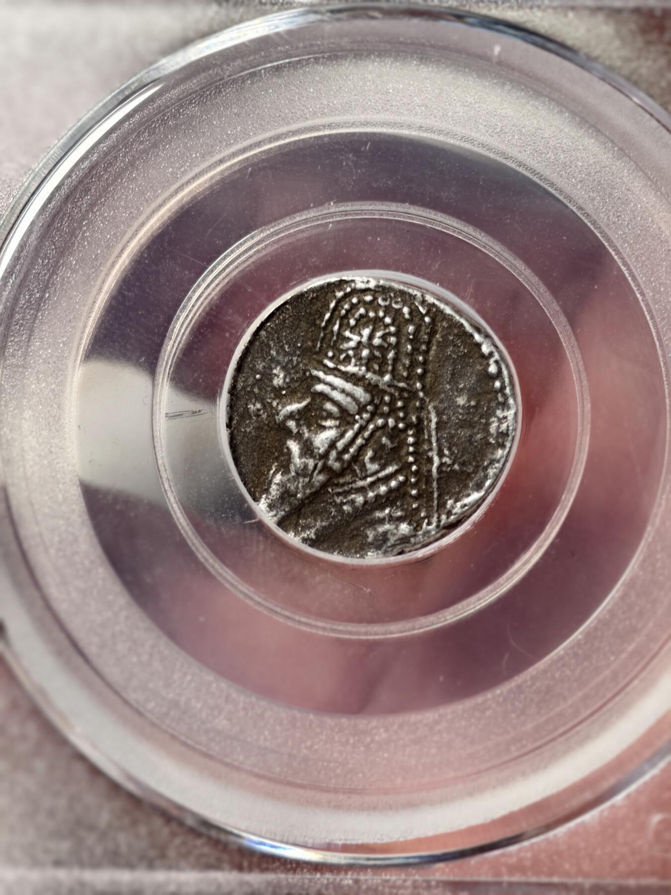 抚柳草堂-第十一期章牌钱币  奖章勋章限时免佣 满百包邮 放漏专场 公元1-3世纪帕提亚帝国（安息王朝）米特拉达特斯二世银币  公博xf06 早期打制币不容易有分 状态非常好 人像清晰细节很好 难得好品