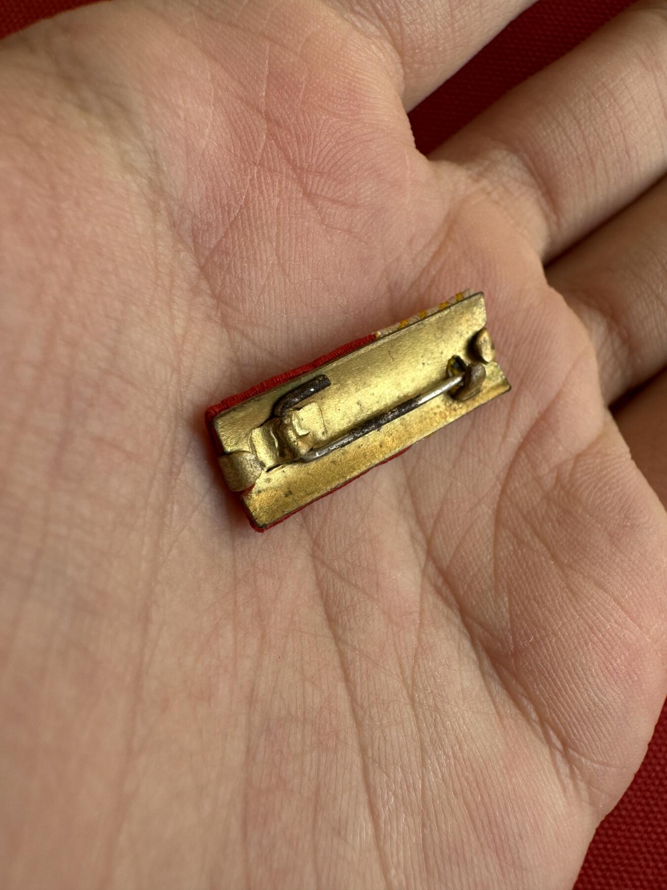 五哥徽章群   28号周三晚上八点4群联拍