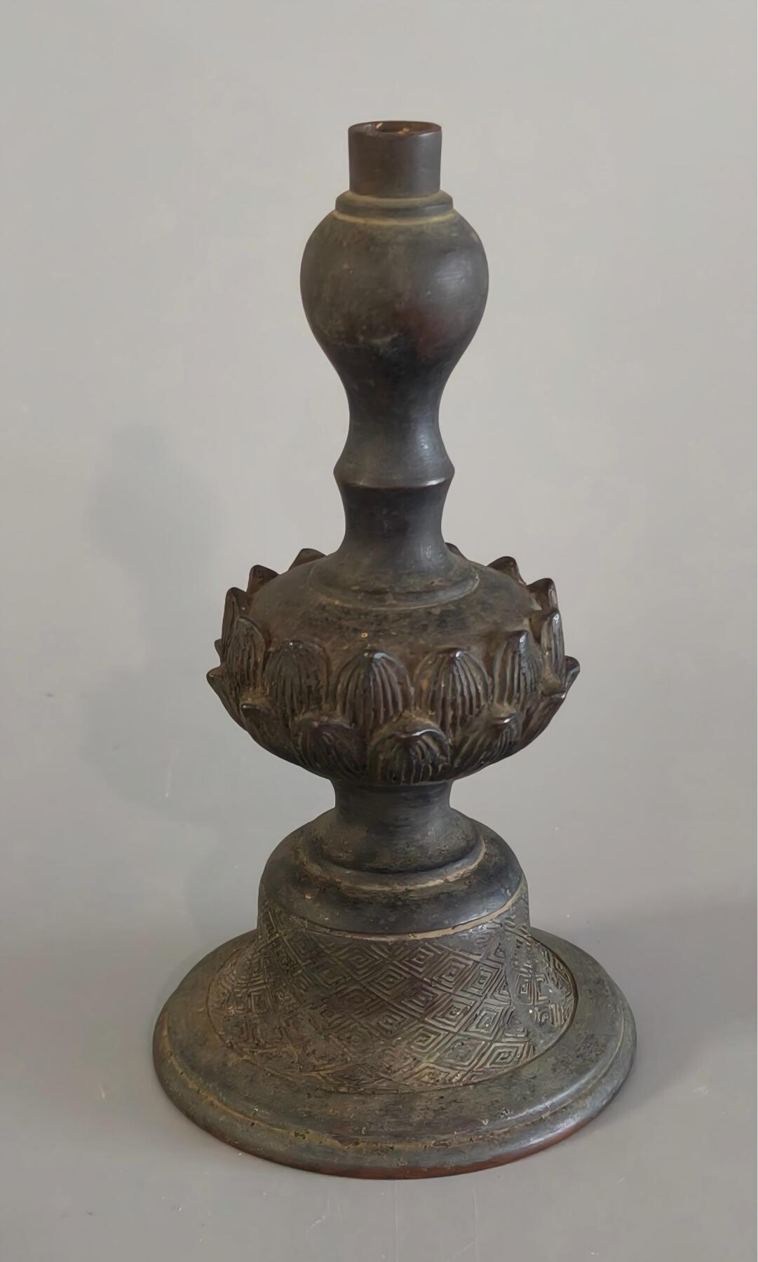 上海都达杂项专场九（全场包邮） 清初 铜莲花香插1-574