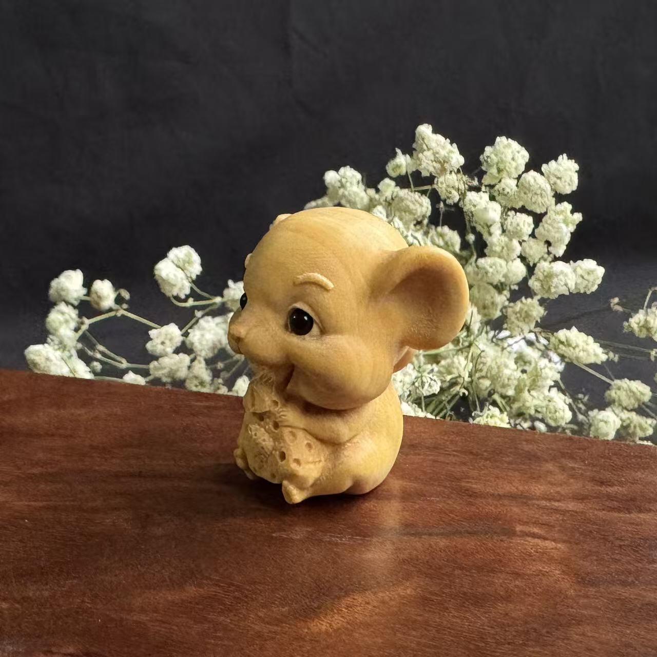 零元拍：哈基米系列，黄杨木雕12生肖之：鼠宝，高约：40MM。就这么可耐