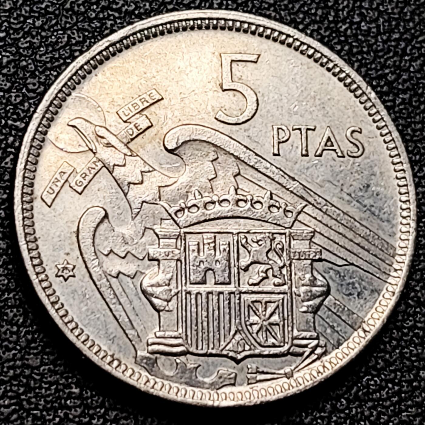 泉币菌-第176场- 精品福利场 西班牙1957年5比塞塔 弗朗哥鹰徽23mm