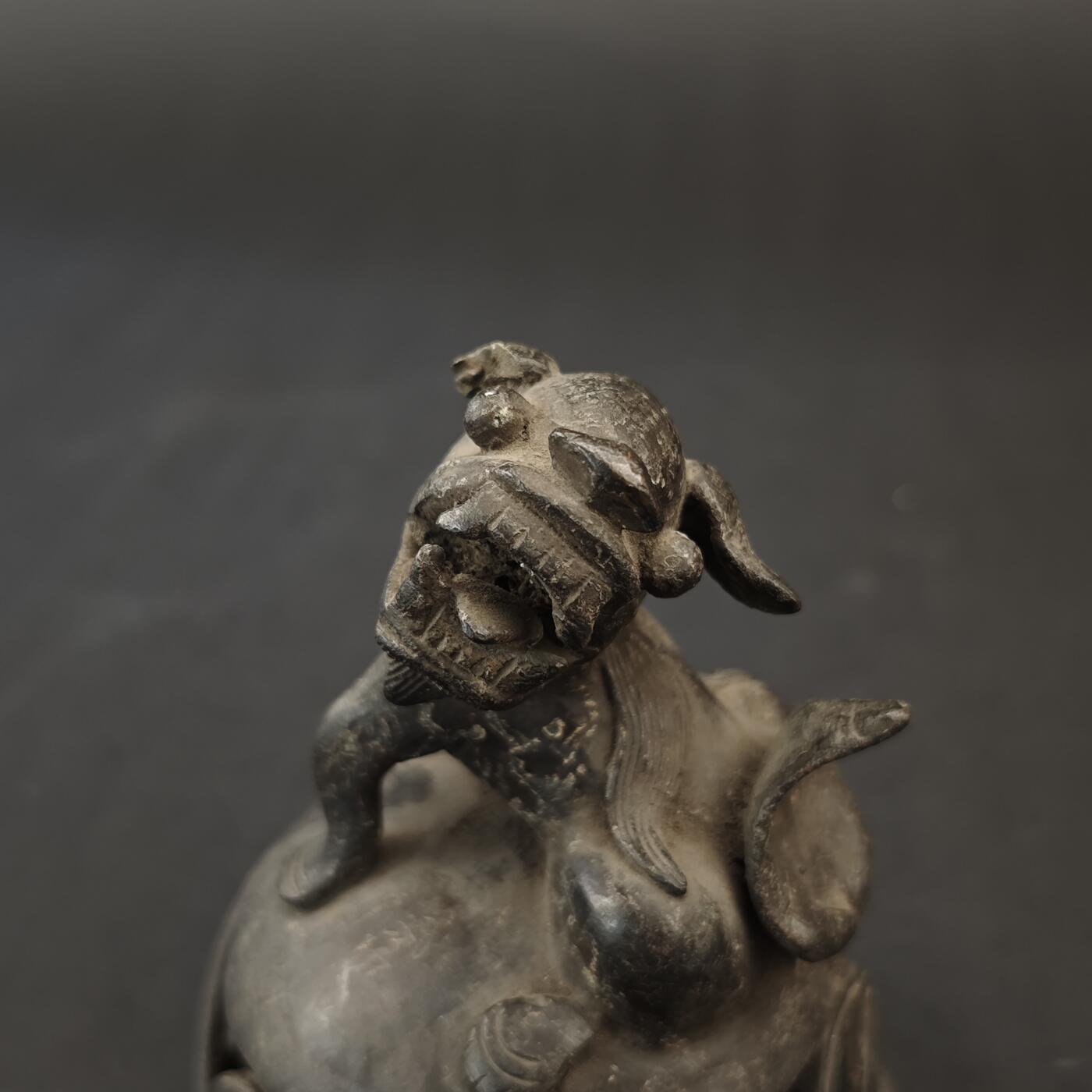 上海都达杂项专场九（全场包邮） 明 铜狮纽香炉盖1-391