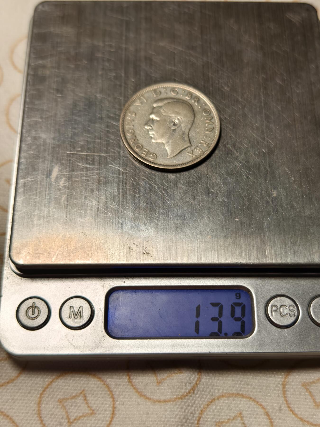 抚柳草堂-第十一期章牌钱币  奖章勋章限时免佣 满百包邮 放漏专场 1939英国半克朗银币 乔治六世 细节漂亮光感不错 重13.9g