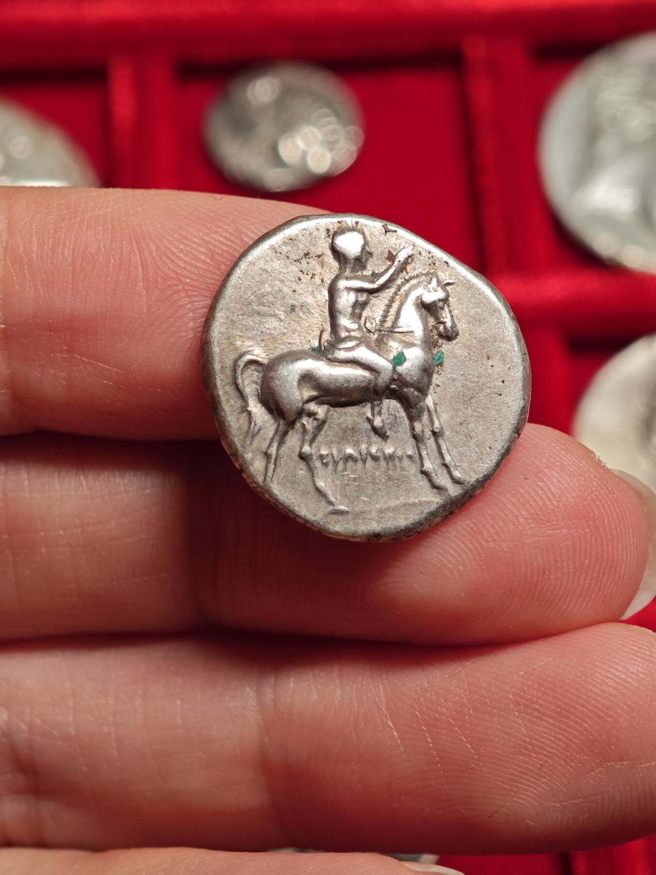 评级古希腊塔拉斯骑海豚的少年和骑士银币