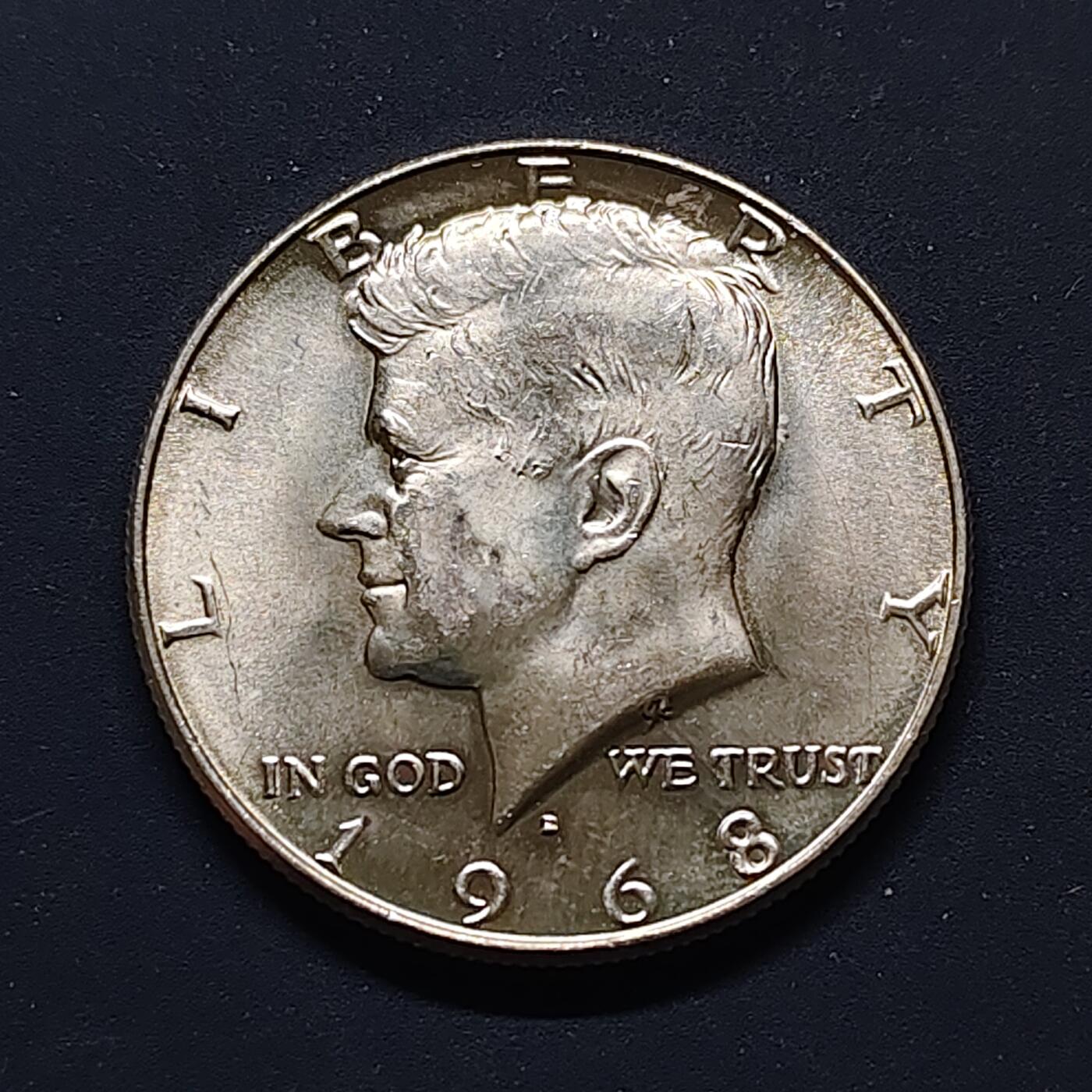 【全场包邮】纯粹捡漏拍498场-持续更新中 美国1968年肯尼迪半元银币【30.6毫米11.5克40%，估算纯银价约129元（按28元/克银价核算）】