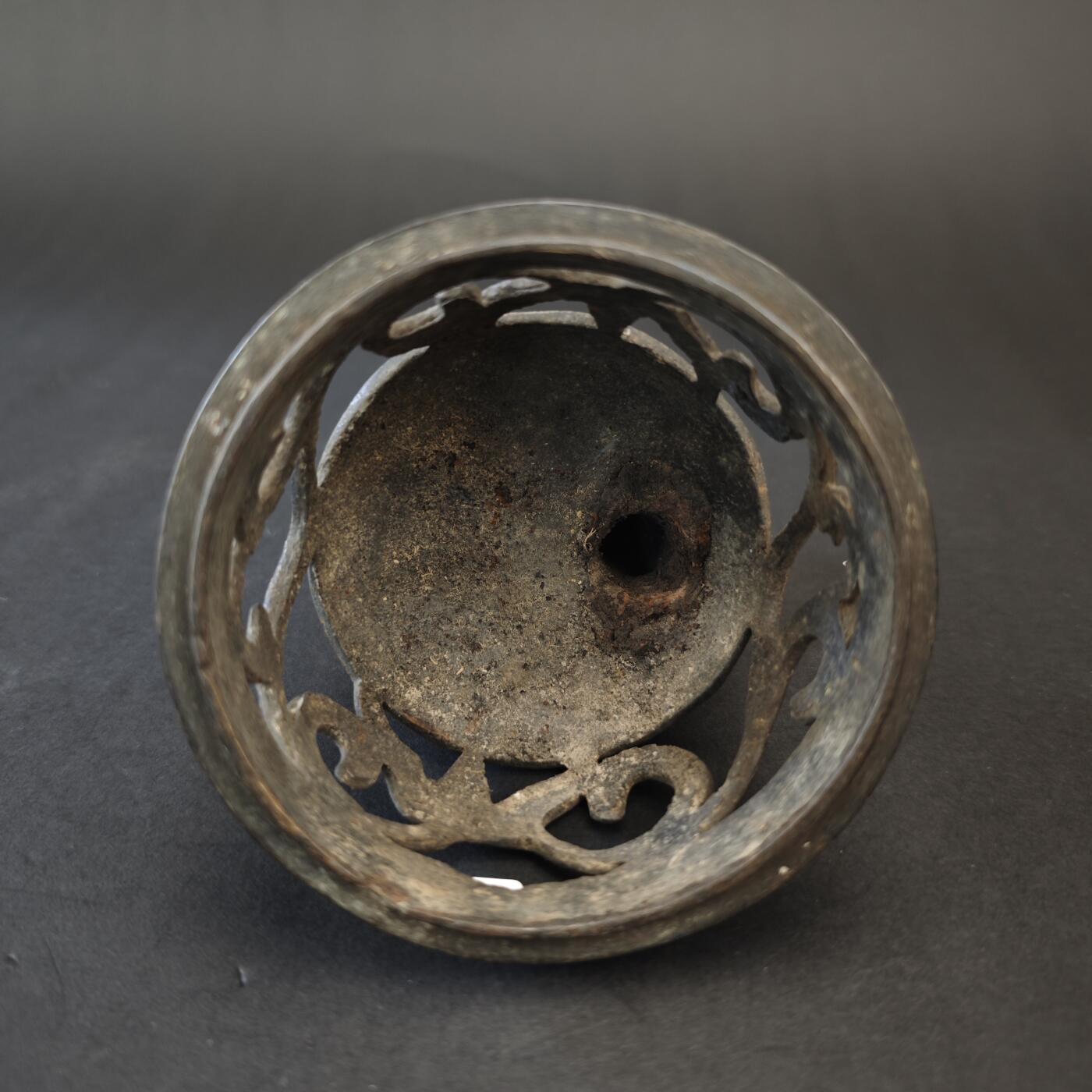 上海都达杂项专场九（全场包邮） 明 铜狮纽香炉盖1-391