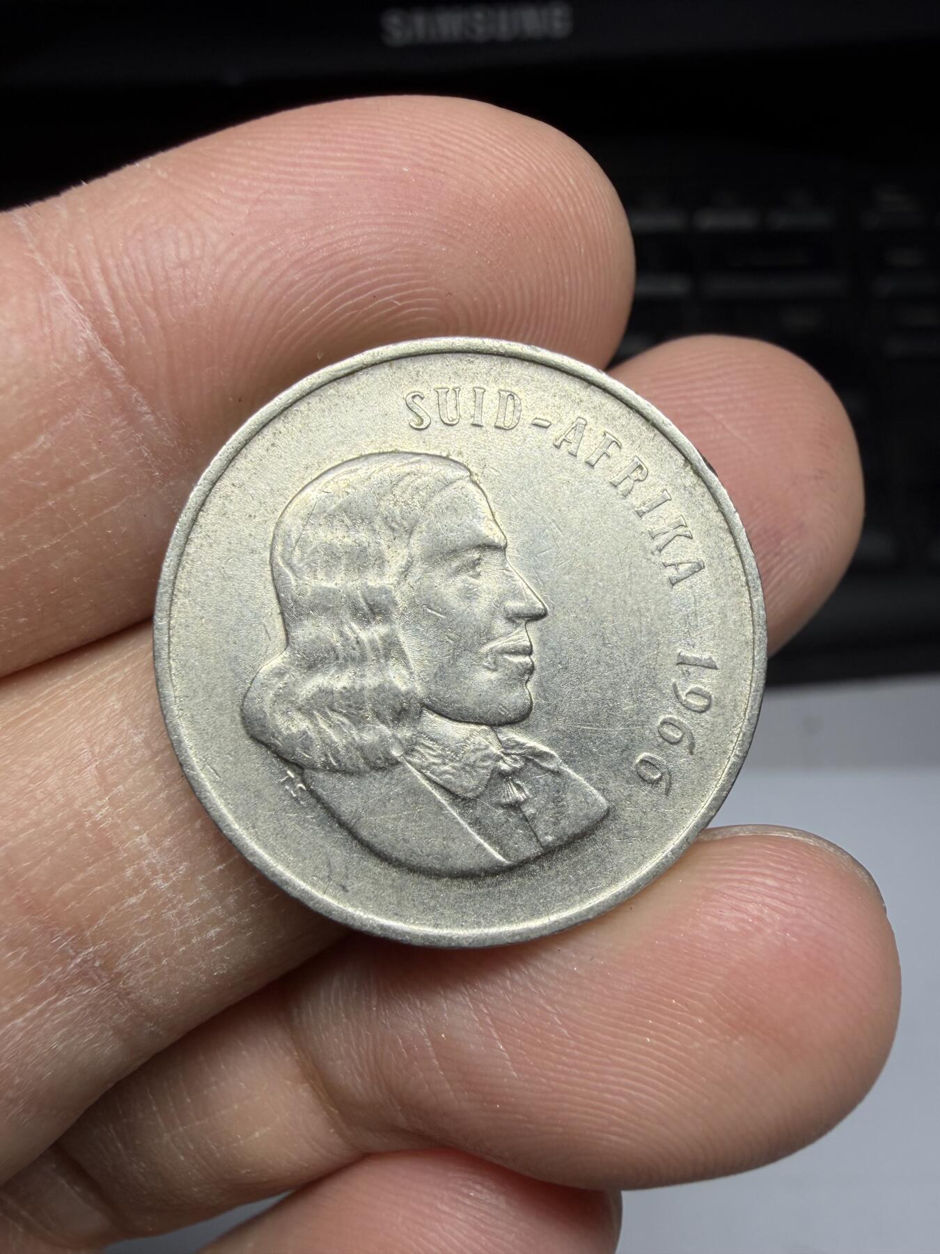 2025年集古藏今外币拍卖第二期-第1场—（总第301拍），可以寄存60天，满160元包邮。 1966年南非20分