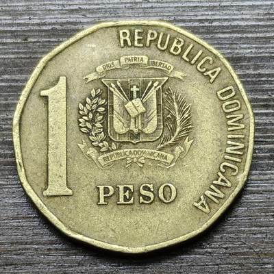 【铜匠收藏】★第141★散币专场 不寄存，30包邮。不满30元，支付5元运费。《接受代拍 代送NGC评级》 - 66【无寄存】2000年多米尼加 1比索 铜币