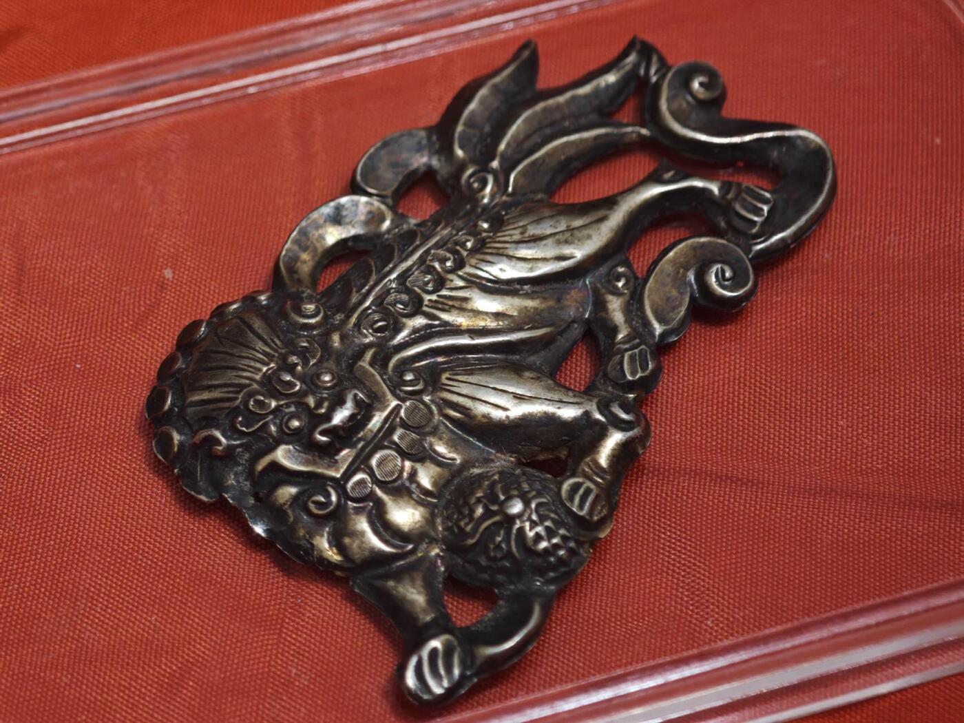 橙子收藏第二期 清代/民国民俗银饰  狮子滚绣球