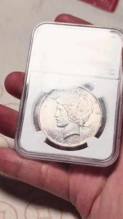 抚柳草堂-第十一期章牌钱币  奖章勋章限时免佣 满百包邮 放漏专场 1923 NGC MS63 美国和平1美元大银币 原光丝滑