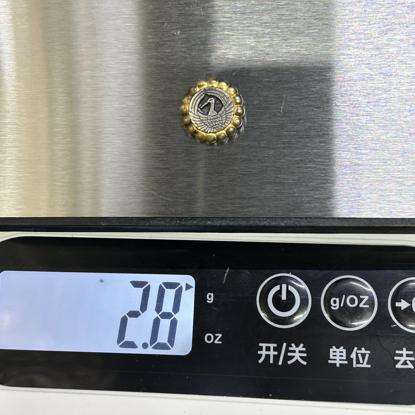 西秦中古拍卖第七十四期 日本昭和时代 纯银镀金小徽章 银制有纯银标 重2.8克