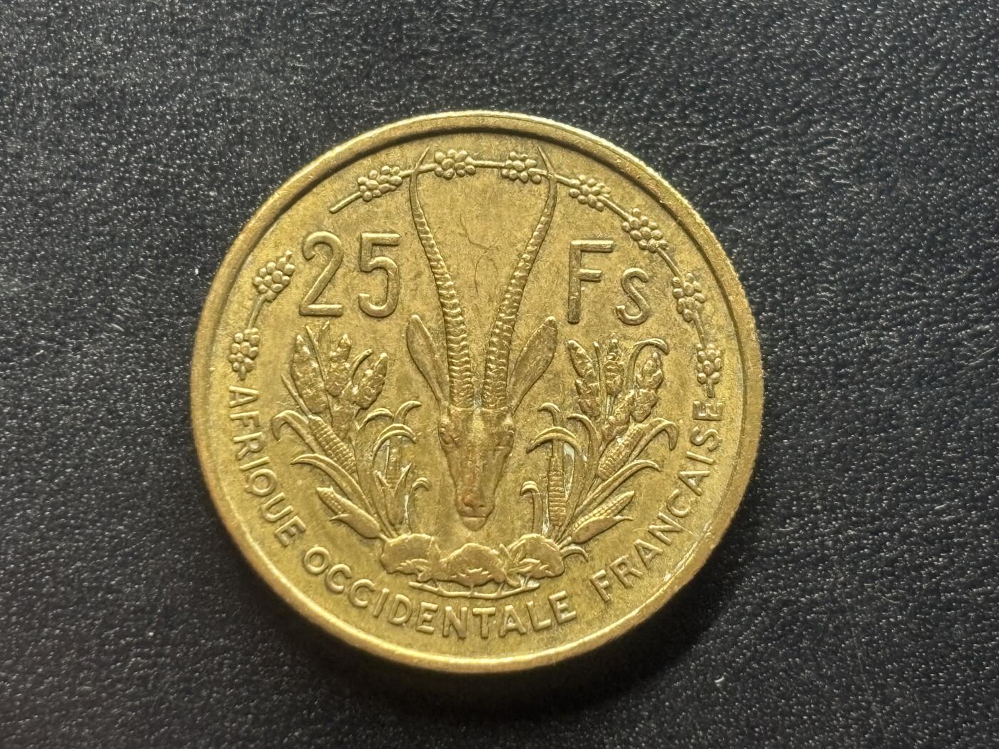 邮泉阁限时拍卖第四十场 非洲专场（硬币在国外。请付邮费6元。） 法属西非1956年25法郎