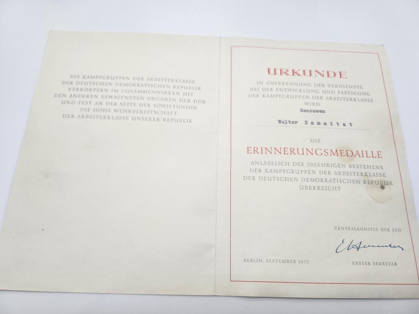 南水社首场拍卖 东德工人阶级战斗队成立20周年纪念证书获得者瓦尔特·扎迈塔特