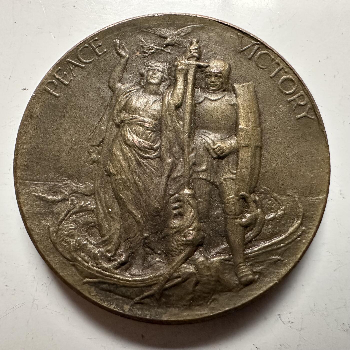 🌹外币初藏🌹🐯2026年第13场  每周二四六晚8️⃣点 接代拍 英国1919年一战胜利与和平纪念章 36.2毫米14.2克