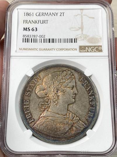 万国钱币拍卖第060期（万国六十期纪念大拍） - NGC MS63 1861德国法兰克福自由市少女2泰勒 自由市经典品种 令人赏心悦目的双面香槟金幻蓝环彩极美包浆 可遇不可求的顶级状态 