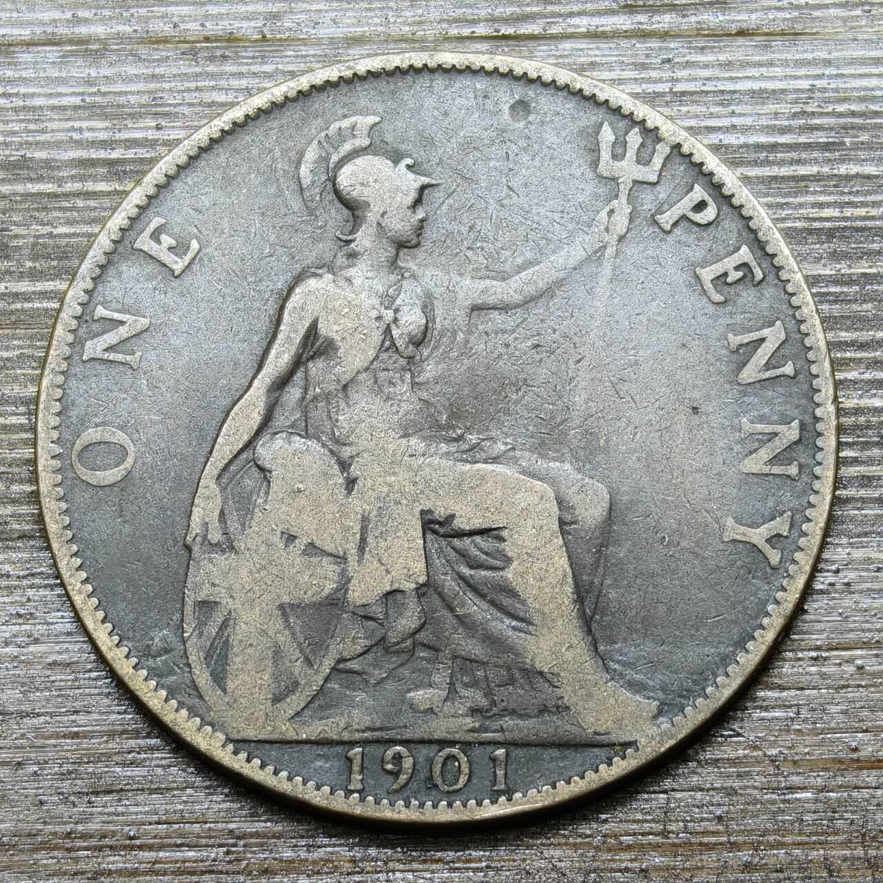 【铜匠收藏】★第141★散币专场 不寄存，30包邮。不满30元，支付5元运费。《接受代拍 代送NGC评级》 69【无寄存】英国1901年1便士 披纱