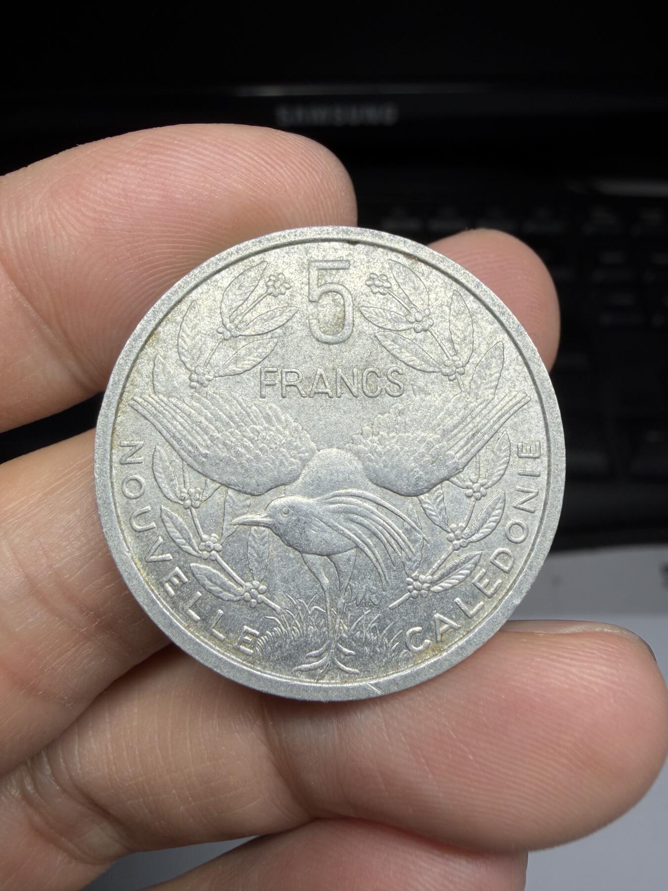 2025年集古藏今外币拍卖第二期-第1场—（总第301拍），可以寄存60天，满160元包邮。 1952年法属新喀里多尼亚5法郎