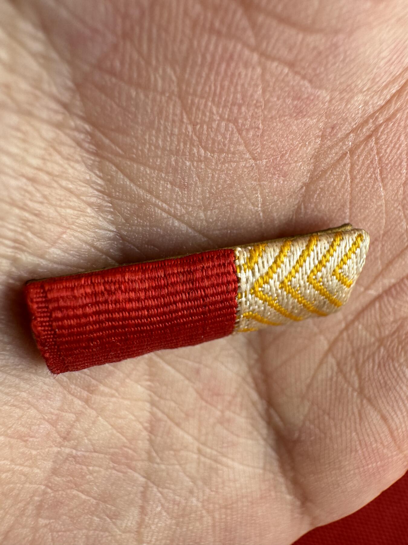 五哥徽章群   28号周三晚上八点4群联拍