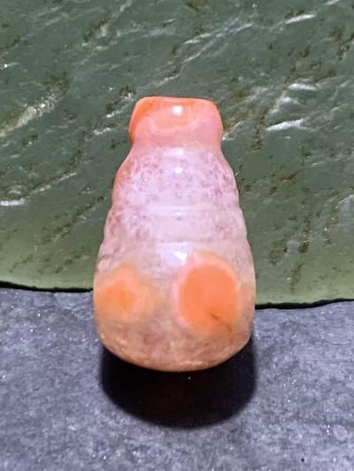 精美川料冰飘天眼纹南红玛瑙一体小佛头三通一个 - 精美川料冰飘天眼纹南红玛瑙一体小佛头三通一个