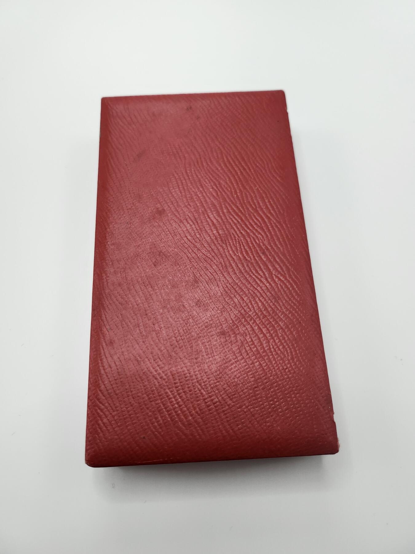 南水社首场拍卖 民主德国三级劳动红旗勋章 章体，盒略均完好