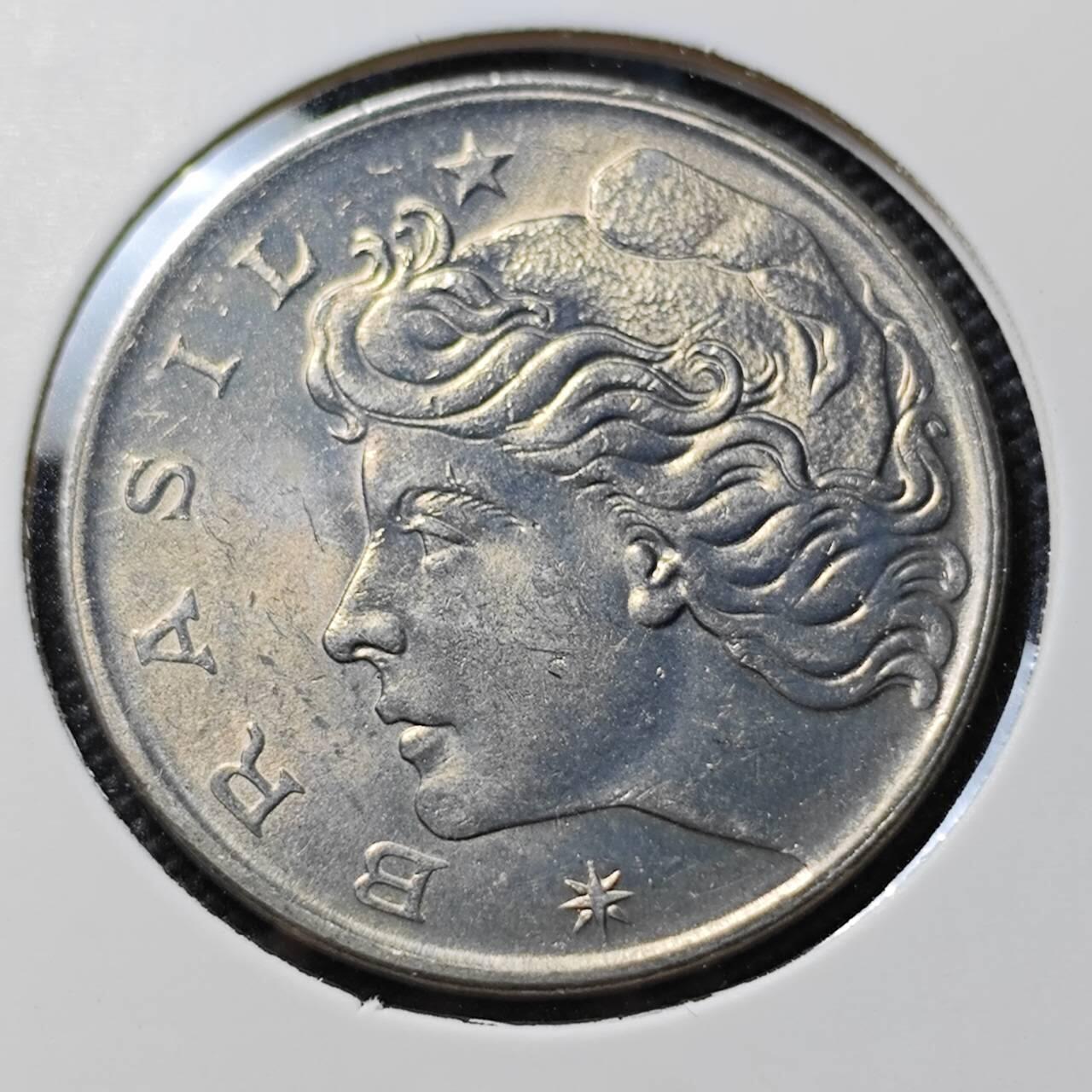 KK钱币收藏小铺  第390期  2月预留时间 周末发货  1970巴西50分 巴西女神好品