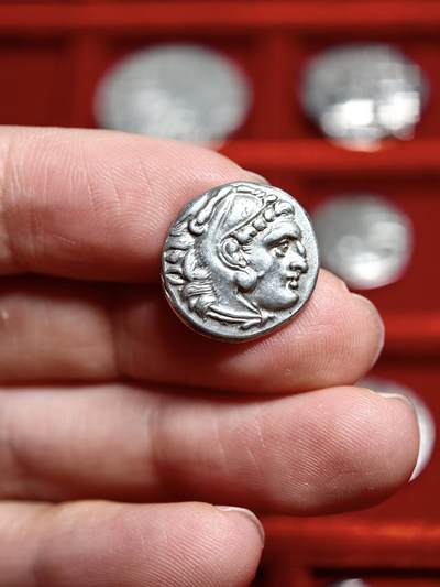 古希腊亚历山大大力神一德银币 - 古希腊亚历山大大力神一德银币
