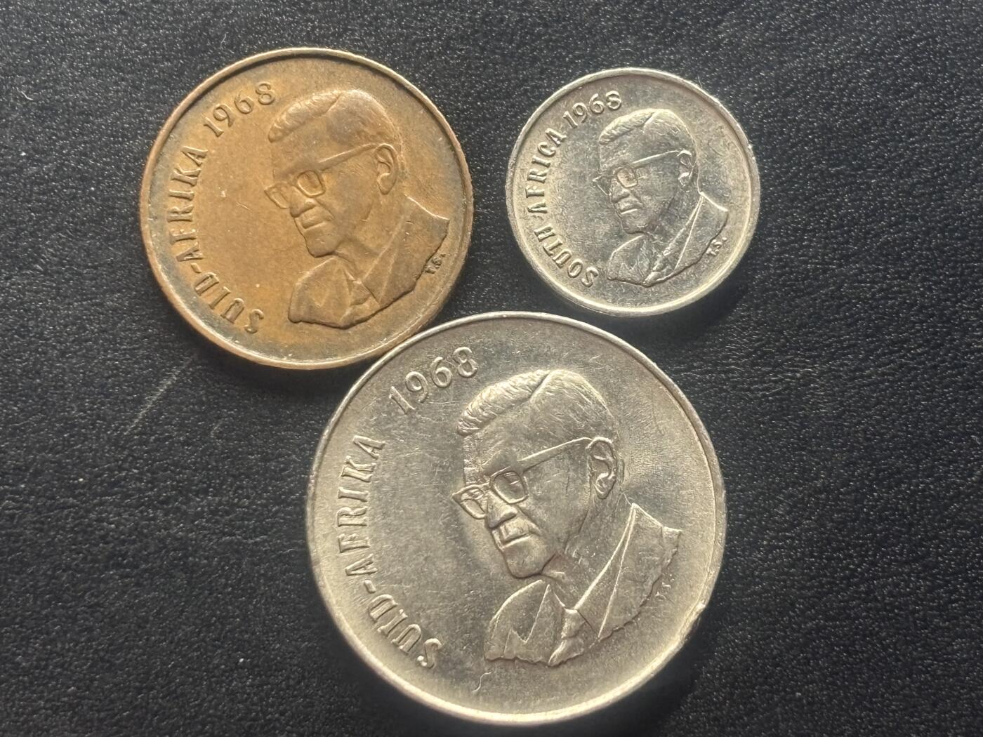 邮泉阁限时拍卖第四十场 非洲专场（硬币在国外。请付邮费6元。） 南非1968年纪念币3枚