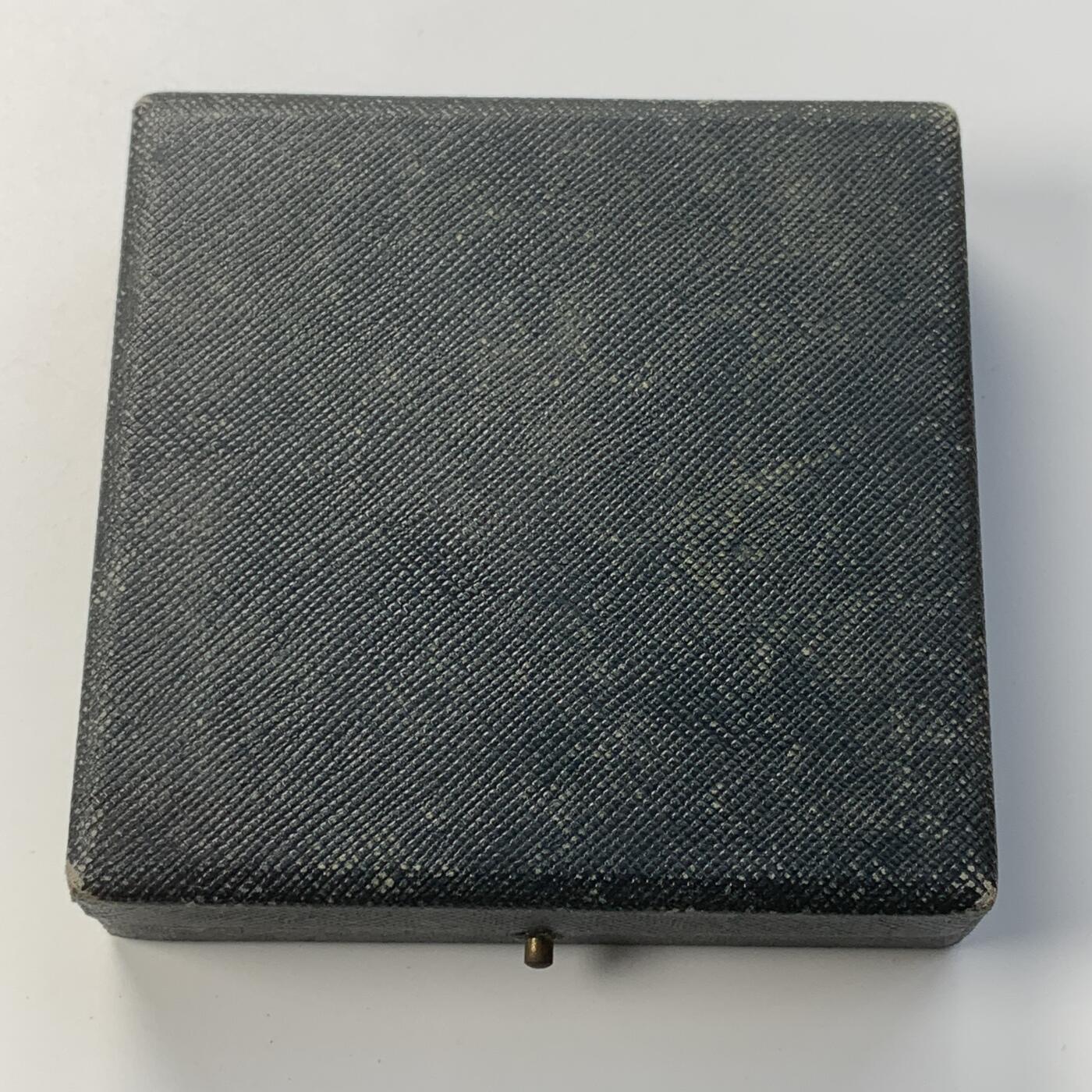 掌中浮雕-藏着的欧洲第051场 1918年法国一战圣沙蒙坦克应用纪念铜章，68mm，  Nicolas Maier法国章优秀作品集#294号