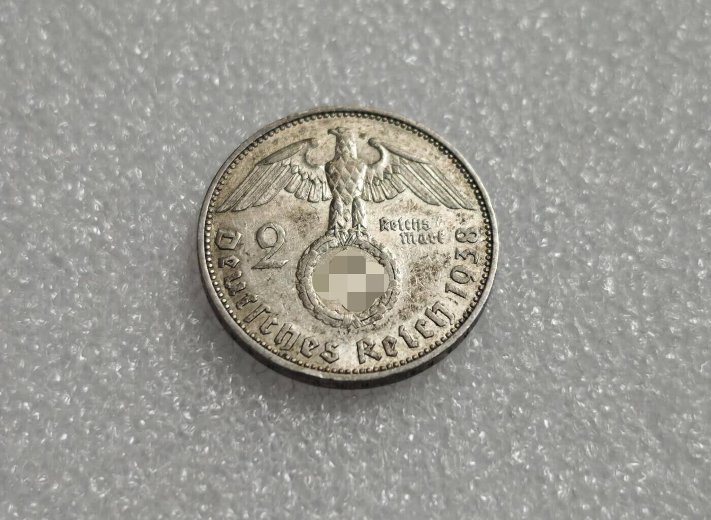 瓶子🏺第227期拍卖会  1938年德国兴登堡2马克银币  8克  8×0.625×27=135